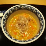 眞善美 - 上海蟹と白トリュフの茶碗蒸し：上海蟹の香りと旨みと共に、白トリュフの香りも一緒に楽しめる 贅沢で特別な美味しさです。