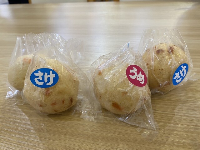 西南門小カマボコ屋 （ニシヘージョウグヮ） - 糸満市/揚げ物 | 食べログ