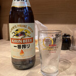 にぼしらーめん88 - 瓶ビール(中瓶)、550円。