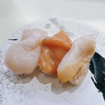 Kaitenzushi Misaki - 貝三貫盛　450円