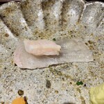 馳走 啐啄一十  - 【写真⑧】鮃(2日寝かせ)、縁側載せ