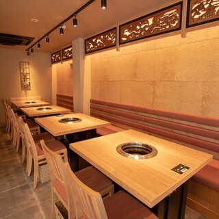 A very comfortable space! Counter ◎ Table seats OK for groups ◎
