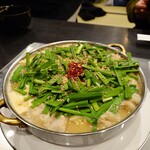 Gyu Umo Tsu Nabe O Oishi - 