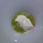 サンタ・マリア・ノヴェッラ・ティサネリーア - 三種類のデザートから、ハーブティーのパンナコッタ