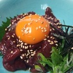 Matagi - 今度はユッケ。これもとても食べやすい。