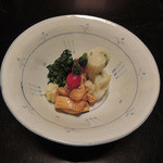 俵屋旅館 - 赤蕪の可愛い結び目を見て〜♬