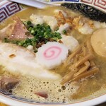 塩そば専門店 桑ばら - レッドロブスターと牛ホルモンの塩