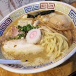 塩そば専門店 桑ばら - レッドロブスターと牛ホルモンの塩