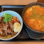 カルビ丼とスン豆腐専門店 韓丼 - 