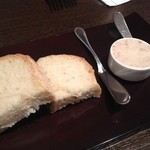 ルカンケ - パンとリエット