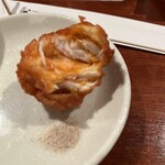 よつや こくている - 鶏のから揚げ（断面）