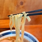 口樂 - 麺リフトぉ～　旨さも不変のピロピロ麺