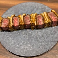 焼肉ホルモン 新井屋 にかい - シンシンのミルフィーユカツサンド