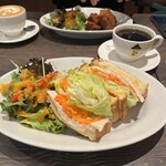 CAFE FACON BASE Tokyo. - 