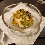 上野 京料理と個室和食 嵐山 - 先付け つぶ貝とわさびの和え物