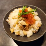 Ueno Kyouryourito Koshitsu Washoku Arashiyama - 土鍋ごはん　鶏肉とイクラのコラボでほっこり(^ω^)