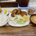 お食事 樹 - メンチ・コロッケ定食