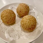 神戸元町別舘牡丹園 - 胡麻揚げだんご