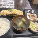 鶏炭火焼 居酒屋 一八 - 