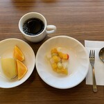亀の井ホテル 青梅 お食事処 - デザートとコーヒー