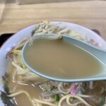 Tounin Udon - スープはサラッとしてます