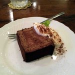 ウール倶楽部 - 生チョコレートケーキ