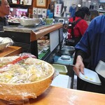 まっちゃん - こぢんまりな店内