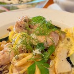 TRATTORIA ORSO - チキンときのこのレモンクリームパスタ