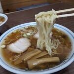 幸秀屋 - 柔らかめで細めの縮れ麺♪