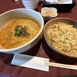 東巴 - 担々麺セット
