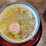 麺や 紡 - つけ汁２