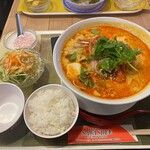 サワデーすみ芳 - トムヤムラーメンセット@1,000