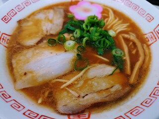 Chuukasobasemmontemmasayoshi - 令和5年12月
                        営業時間(11:00〜21:00)
                        中華そば 税込750円