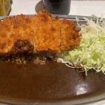 Kareya Joni - 甘辛系ルーのカツカレー キャベツが嬉しい