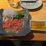 炭火焼鳥と水炊き 五郎一 - 国産鶏レバー刺し