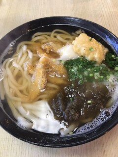 Otafuku Udon - 徳得うどん   490円なり