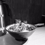 そばの神田東一屋 - #アー写っぽく撮るとこうなる。