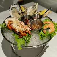 BEEF STEAK CLUB KIYO GINZA - シーフードプラッター（オイスター・シュリンプカクテル・ロブスター）