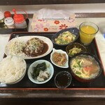 まるや - 料理写真: