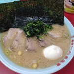 Suehiroya - チャーシュー麺、中盛り、味玉
