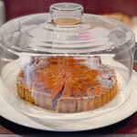 パティスリー＆ブーランジェリー ラ・パルム・ドール - 紫いものタルト