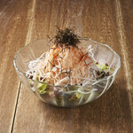 Crispy noodle radish salad