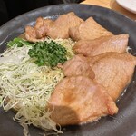 Ginza Bairin - 豚肉しょうが焼き、甘くなくさらっと美味しいタレでビールにも合います