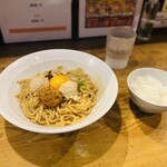 Hinode Ramen - ガッツ麺DX、小ライス