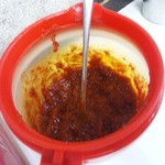 ◯つばき食堂 - こたらはどこのお店でもある辛子味噌とおろしニンニク
      
      こちらをみただけでラーメンショップに来たことが分かります。
      