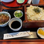 末錦 - ミニ鰻丼+手打ちざるきしめん(二段)セット1450円