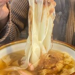末錦 - 幅広く透き通る薄い手打ちきしめん