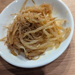 おつまみ餃子 福虎 - からもやし（お通し）