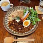 里山のカフェ ににぎ - 