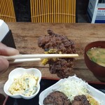 ナカガワ☆スエ食堂 - くじら竜田揚げ